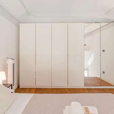 The Great Window By Toh Solution Appartement