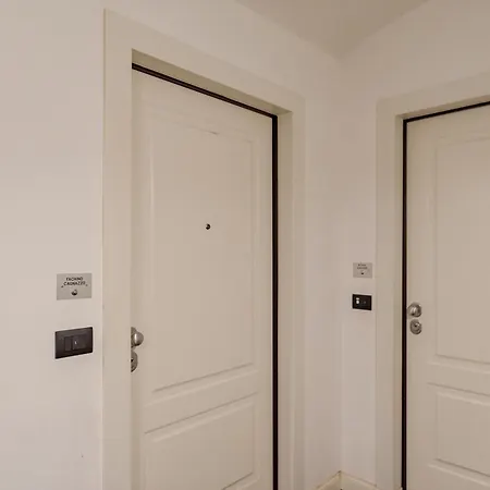 The Great Window By Toh Solution Appartement