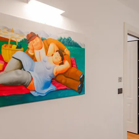 The Great Window By Toh Solution Appartement Turin