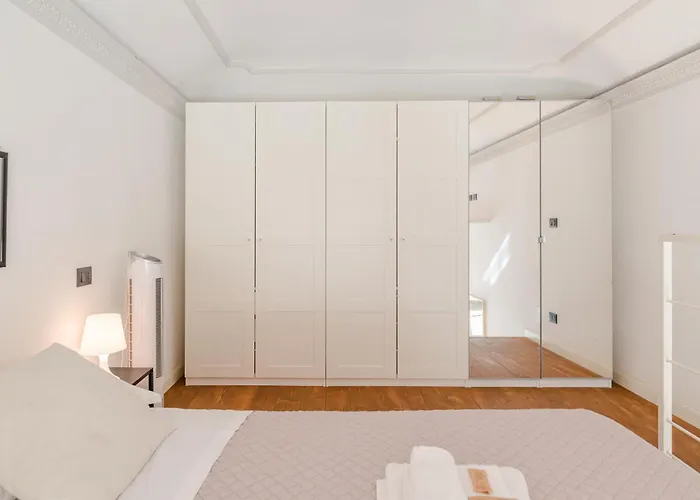 The Great Window By Toh Solution Apartment